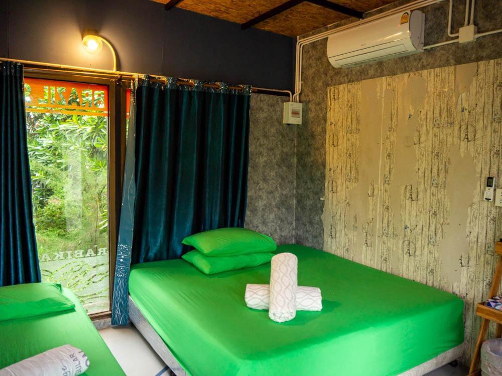 Beach Box Resort At Rimlay Rayong Eksteriør bilde