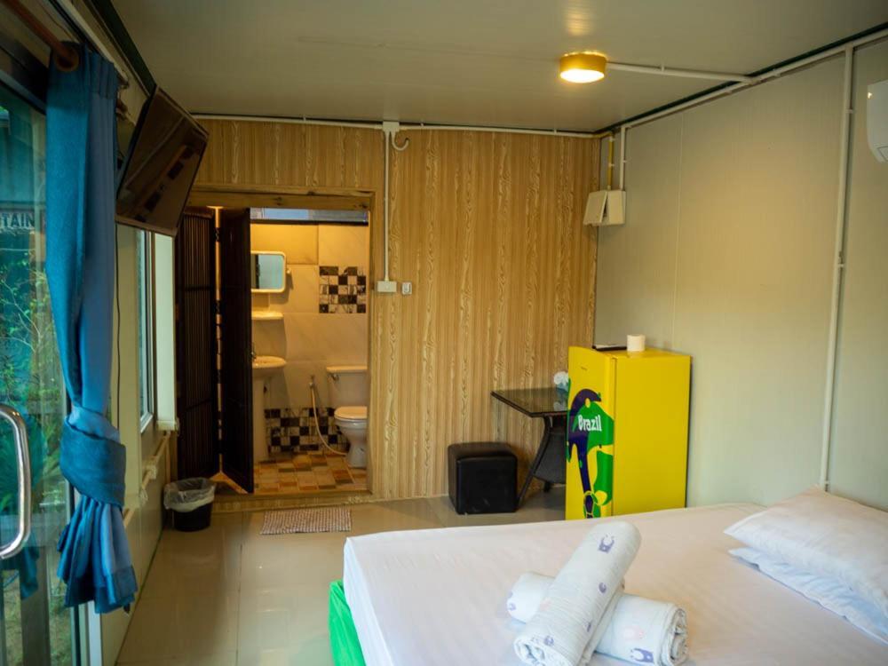 Beach Box Resort At Rimlay Rayong Eksteriør bilde